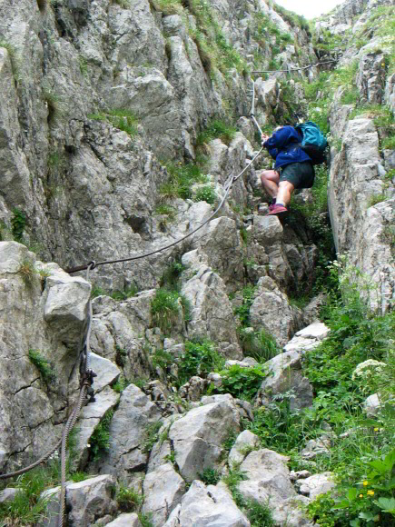 Kettensicherung beim Aufstieg zum Fronalpstock