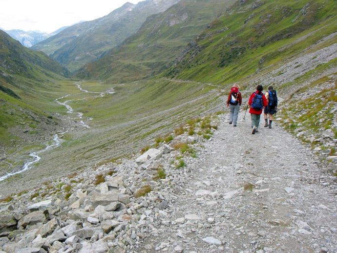 Der Weg hinunter ins Moostal