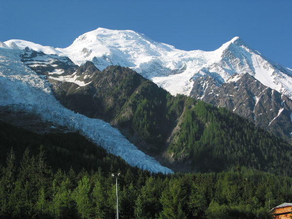 Mont Blanc und Glacier des Bossons
