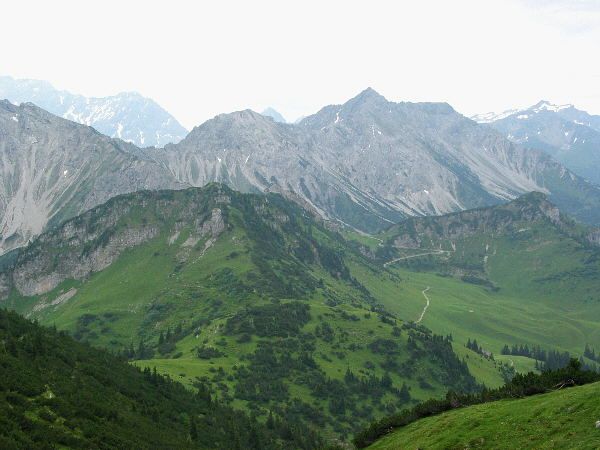 Blick vom Fuß des Galinakopfes Richtung Süden