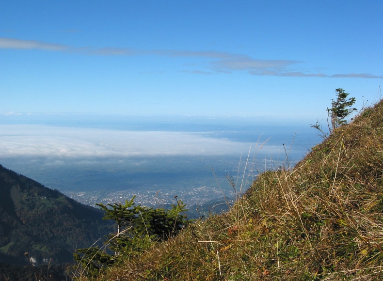 Blick von der Mörzelspitze ins Rheintal