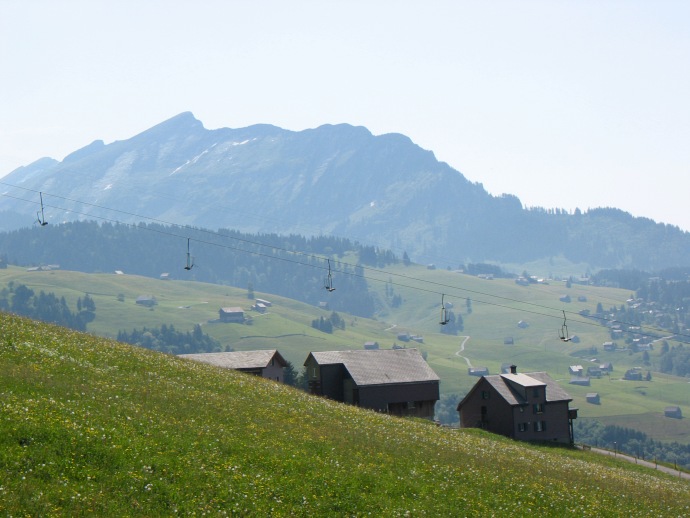 Der bequemere Weg: Lift nach Niderschlag