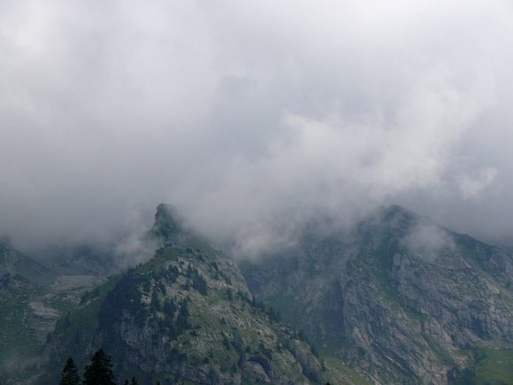 Nebel verhüllt den Lisengrat