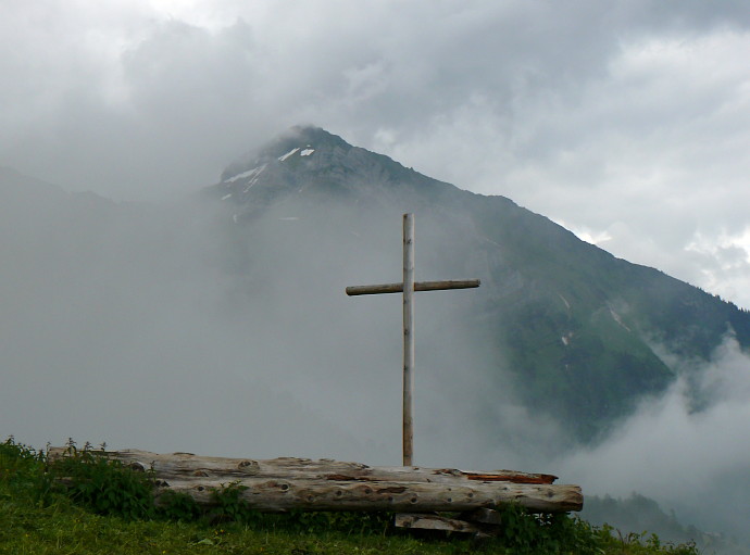 Kreuz bei der Wissenberg-Alpe