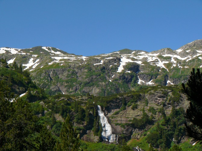 Murgtal mit Wasserfall