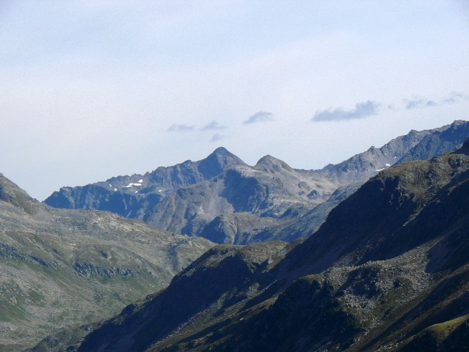 südliche Gipfel jenseits von Flüela-Weißfluh und Schwarzhorn