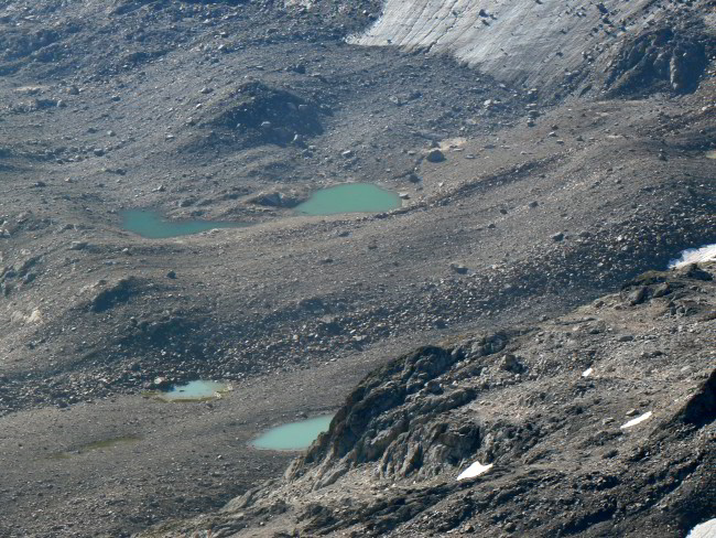 Die Seenplatte in der Talebene Radönt