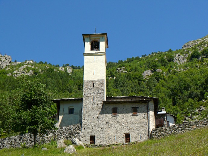 Kirche von Frasnedo