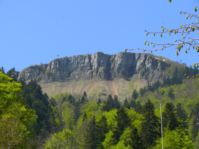 Röti mit Gipfelkreuz