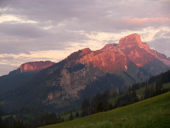 Hohgant im Abendlicht