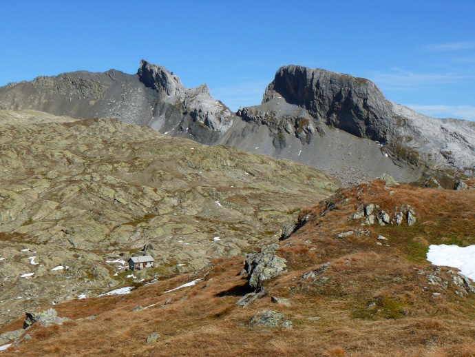Panixerpasshütte und Chalchhorn