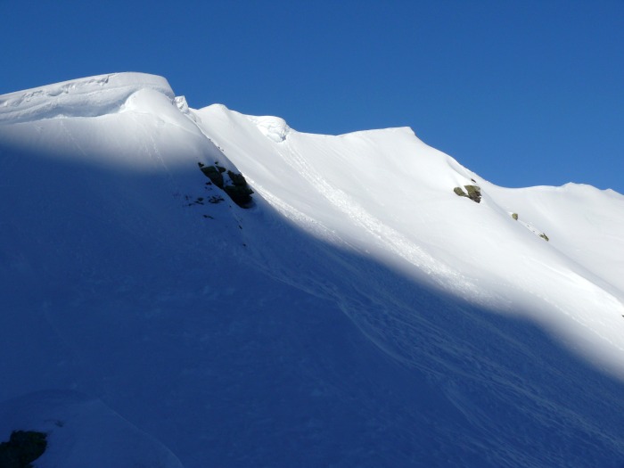 Schneewächte unterm Sunnenberg