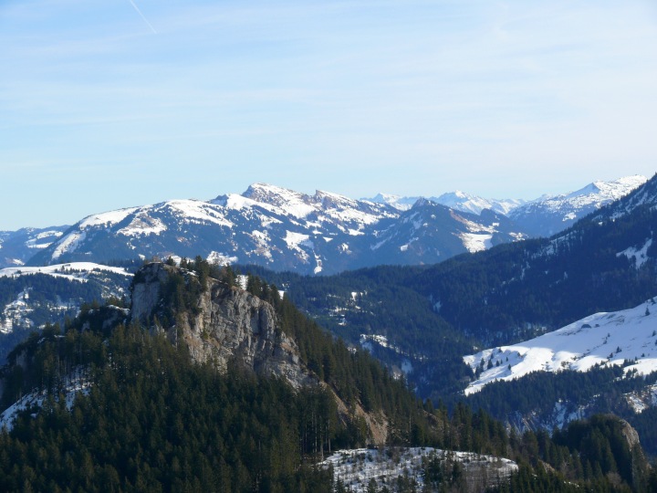 Bocksberg, dahinter die Bregenzerwald-Gipfel um die Winterstaude