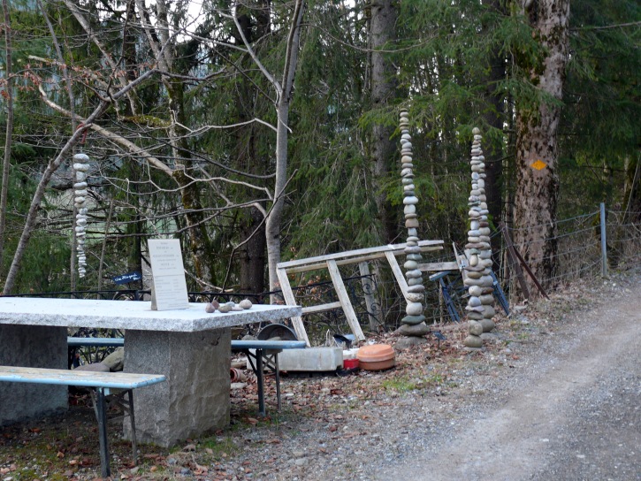 Steinskulpturen bei Flühli