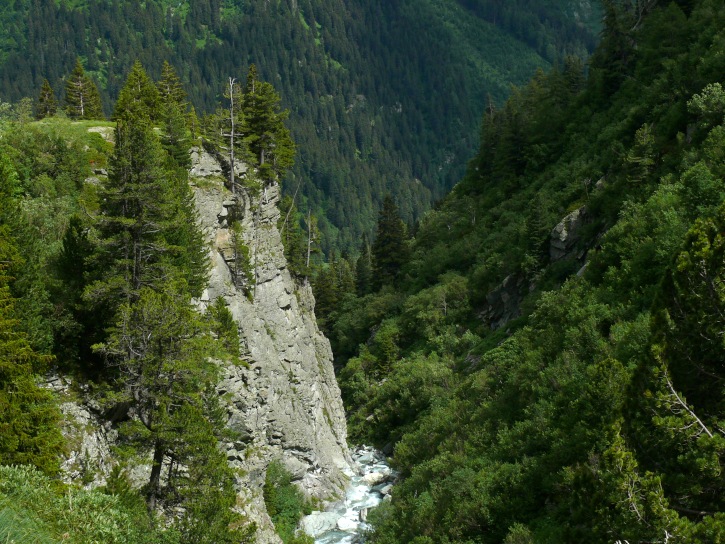 Schlucht der Maira oberhalb Cassaccia