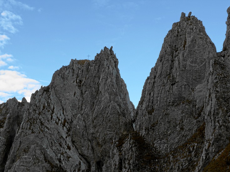 Gipfelkreuz auf dem höchsten Gipfel der Filderchöpf