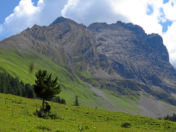 Piz Spadlatscha (vorne) und Piz d´Uglix