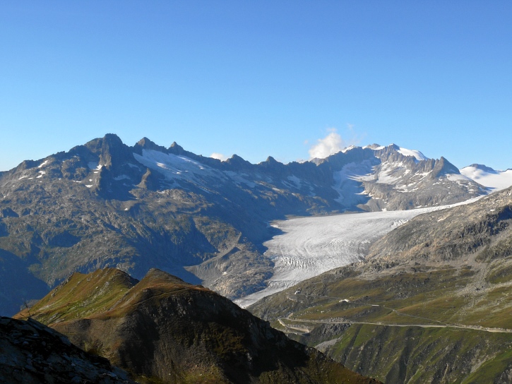 Rhonegletscher, dahinter der Tieralpelistock