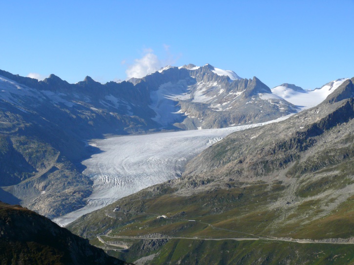 Rhonegletscher, dahinter der Tieralpelistock