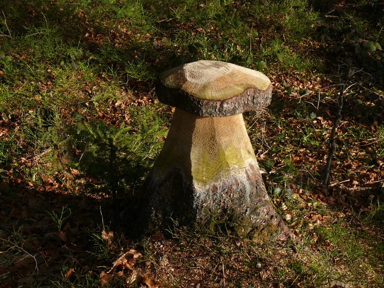 Holzfiguren